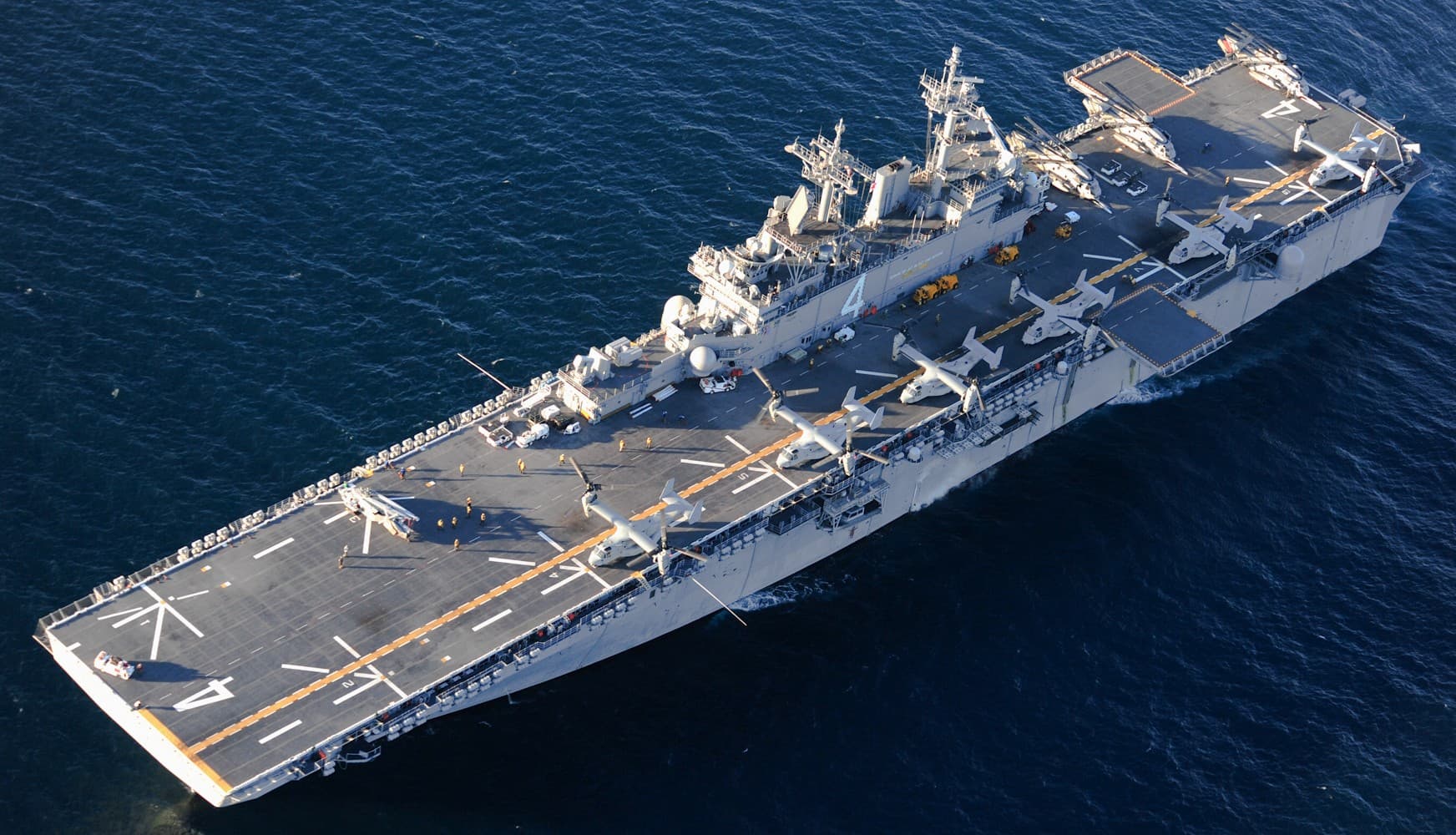 Aerial view of USS Boxer (LHD 4) underway