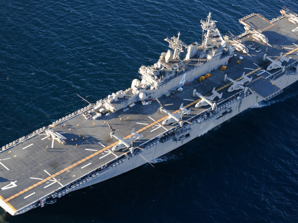 LHD-4-USS-Boxer-075